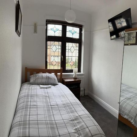 Amazing And Romantic O2 Arena 4 Bedrooms House Free Parking ロンドン エクステリア 写真